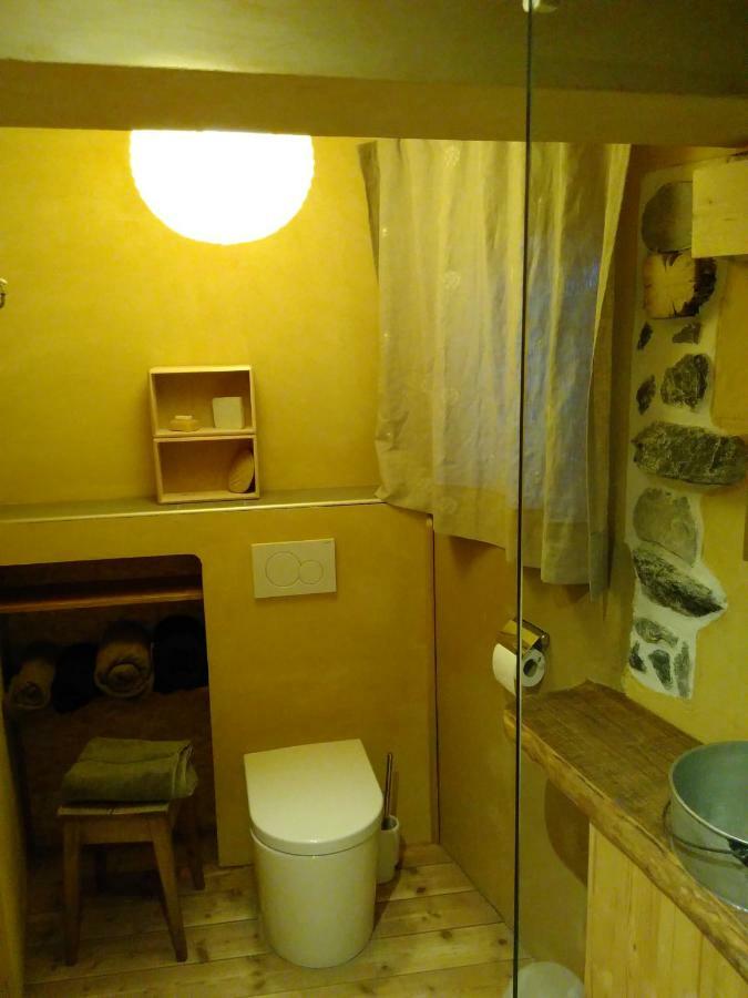 Hotel Elément-Terre à Aigle Extérieur photo